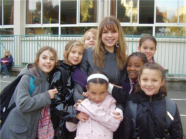 files/2_hbfis_Fotos_Dokumente/3_Angebote/Austauschprogramme/Rebecca Bender an der Ecole du Nord.jpg